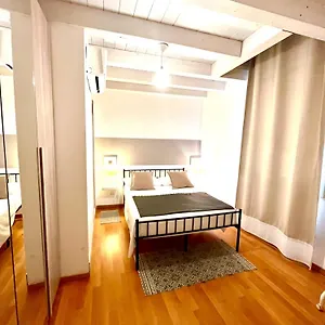 Frühstückspension Residenza Serena -centro Storico, Mantua